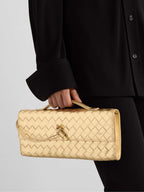 Bottega Veneta Cassette Bag – Italian Minimalism & Modern Luxury Glammy